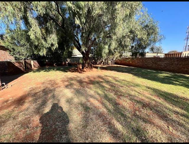 3 BEDROOM PROPERTY TO RENT IN BRAKPAN CENTRAL